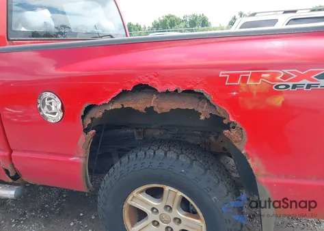 2007 Dodge Ram 1500 Slt/Trx4 Off Road/Sport z USA, uszkodzony, nr VIN 1D7HU18217J506398